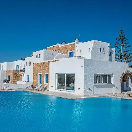 Naxos Holidays Отель 3*