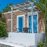 Naxos Holidays 3*
