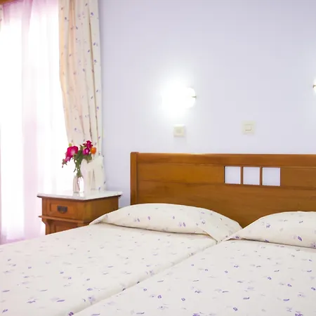 Naxos Holidays Hotel