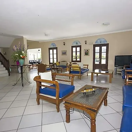Naxos Holidays Hotel 3*