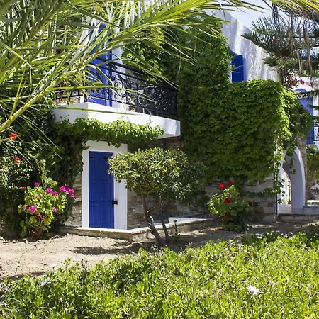 Naxos Holidays Hotel 3*