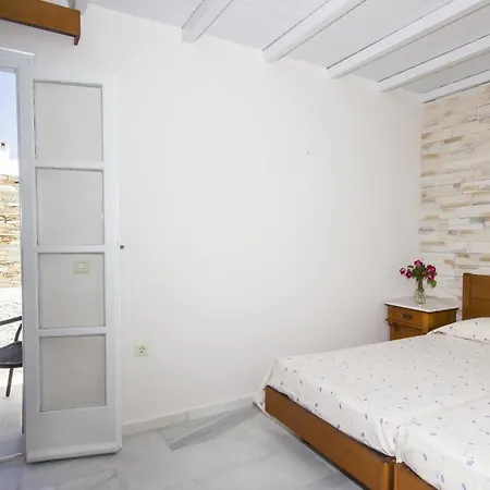 Отель Naxos Holidays Naxos City