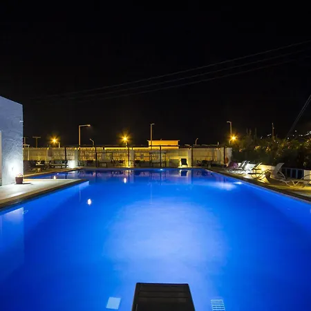 Отель Naxos Holidays