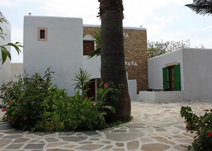 Naxos Holidays 호텔