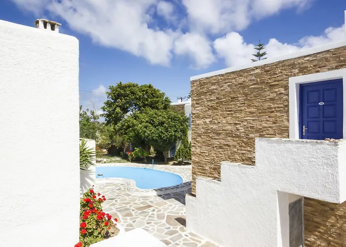 Naxos Holidays 호텔