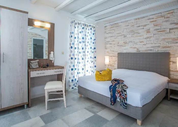 Naxos Holidays 호텔